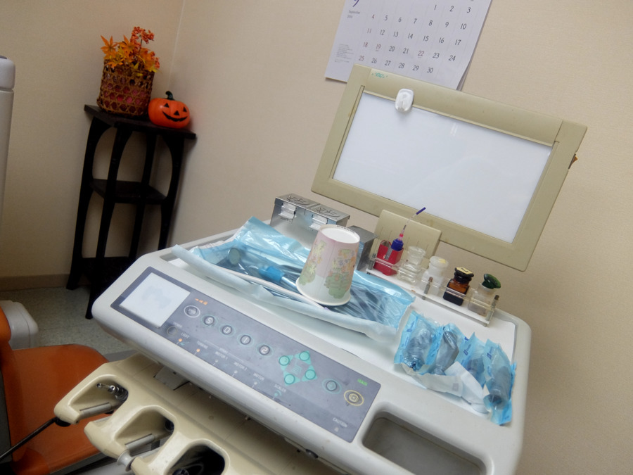奥村歯科医院（歯科衛生士の求人）の写真9枚目：徹底的に完全滅菌。
ここは、チェアー１です