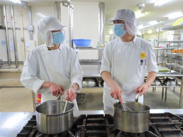 シダックス大新東ヒューマンサービス株式会社　川崎市ふじみ園内の厨房（調理師/調理スタッフの求人）の写真2枚目：