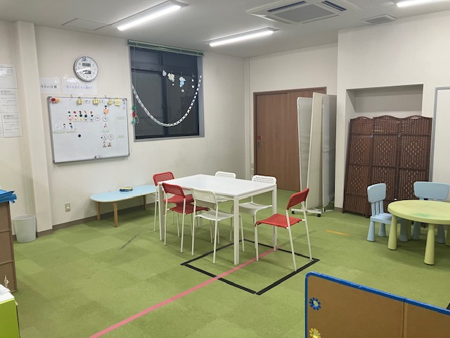 こぱんはうすさくら松本白板教室1の写真2枚目:児童発達支援の教室です