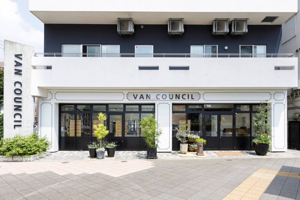 VAN COUNCIL 王子の写真