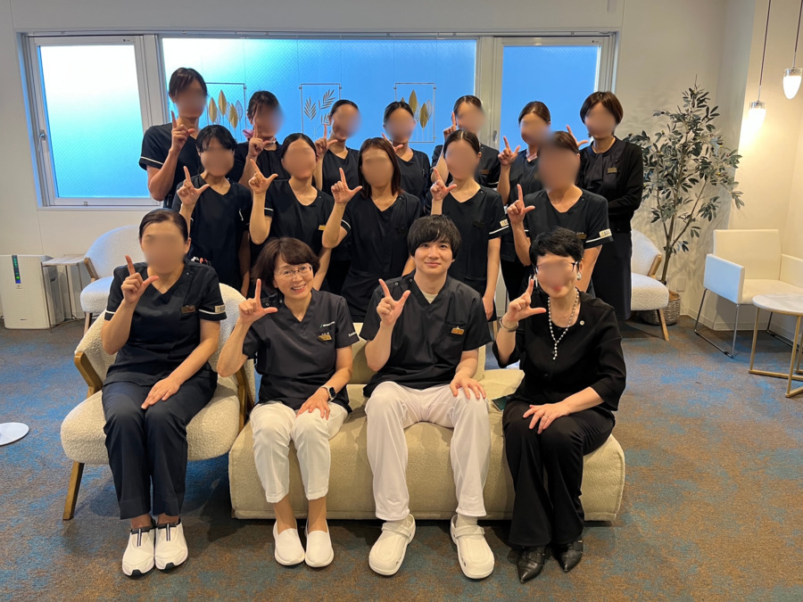 ルミエールデンタルクリニック（歯科衛生士の求人）の写真8枚目：チームワーク！
広いロッカールームなども充実