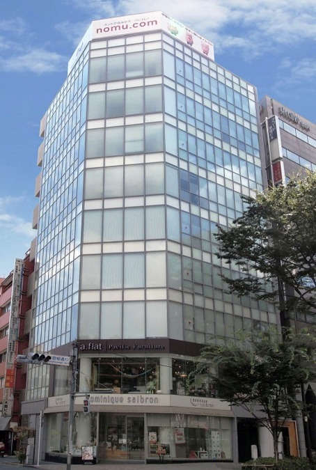 OD新宿歯科・矯正歯科（歯科衛生士の求人）の写真2枚目：ビル外観