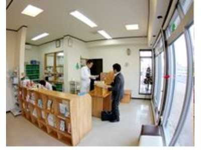 コスモス薬局多屋店（薬剤師の求人）の写真2枚目：コスモス薬局多屋店の内観