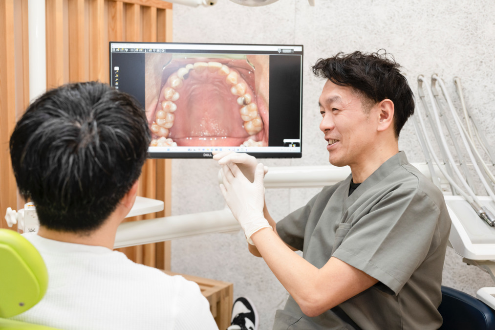 西葛西マリーナ歯科医院（歯科医師の求人）の写真6枚目：資料採取を大切にしています。資料をもとにコンサルをしていきます。
