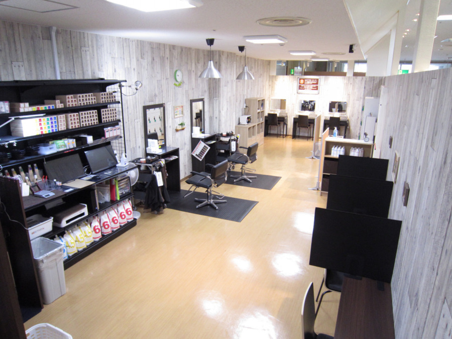 ファーストカラー ライフ関目店（美容師の求人）の写真3枚目：