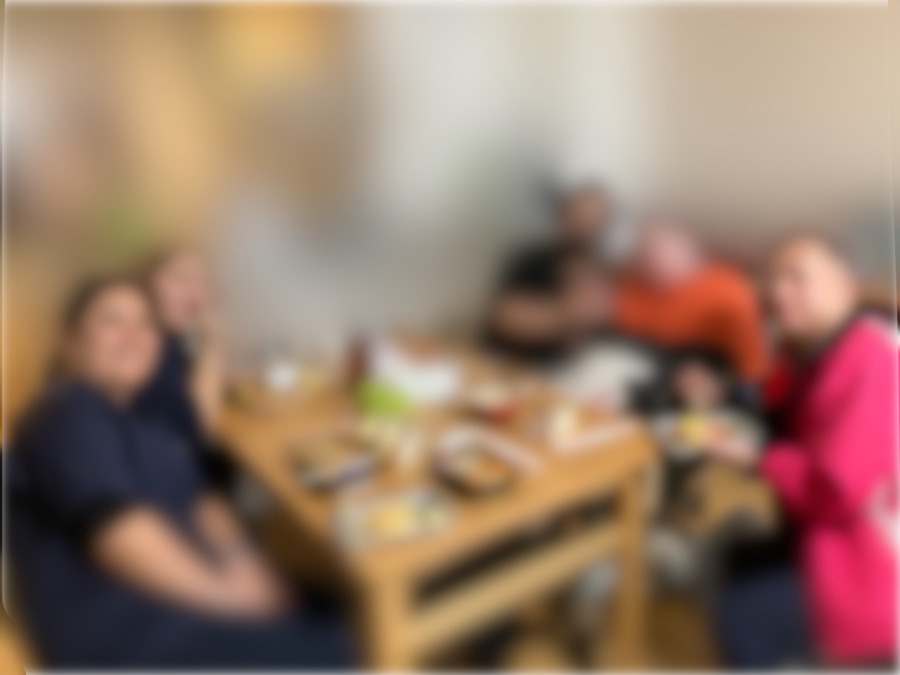 AMS訪問看護（看護師/准看護師の求人）の写真4枚目：利用者さんの食べたいものをたくさん買いに行ってパーティーをしたことも🍰