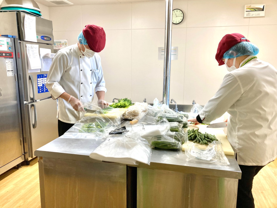 介護付き有料老人ホーム 健康倶楽部館ファンコート厚木（管理栄養士/栄養士の求人）の写真2枚目：心を込めたお食事作り