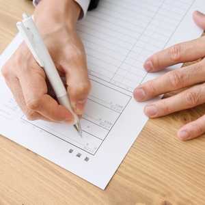 年齢を重ねてからの医療・介護業界への転職。採用されるにはどうするべき?