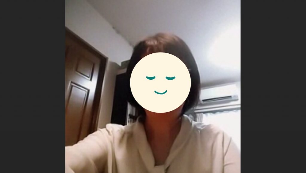 看護師35年目Hさんの取材中カット