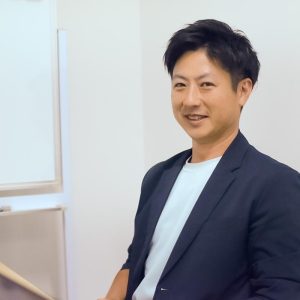 介護職に燃え尽きた男性が業界復帰するまでの険しい道のり。飲食店経営、保険屋を経て見つけた仕事の真理とは？