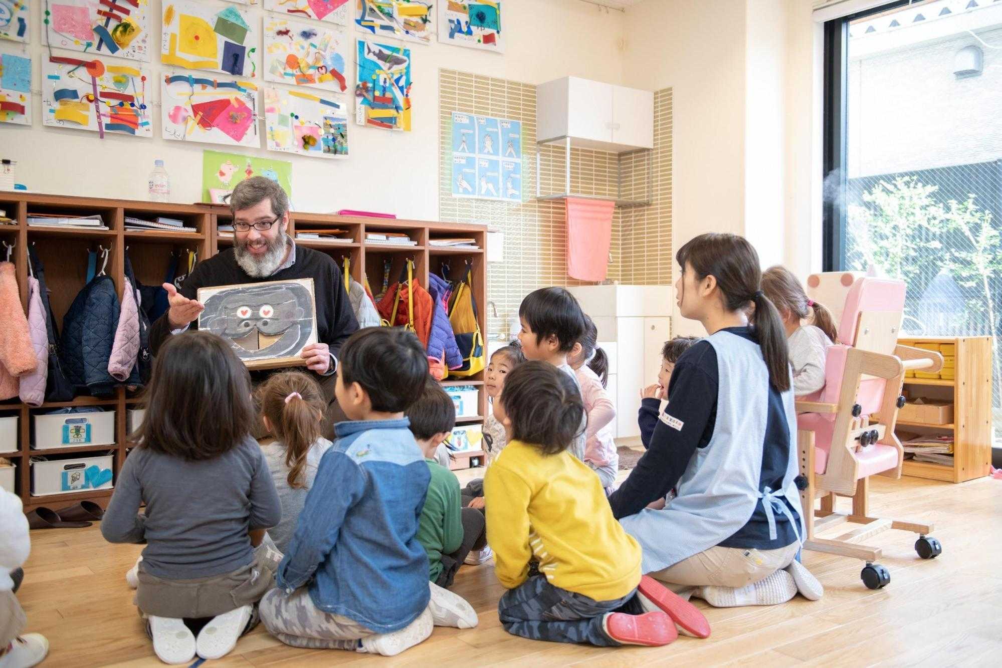 アソシエ目黒おおとりの保育の様子