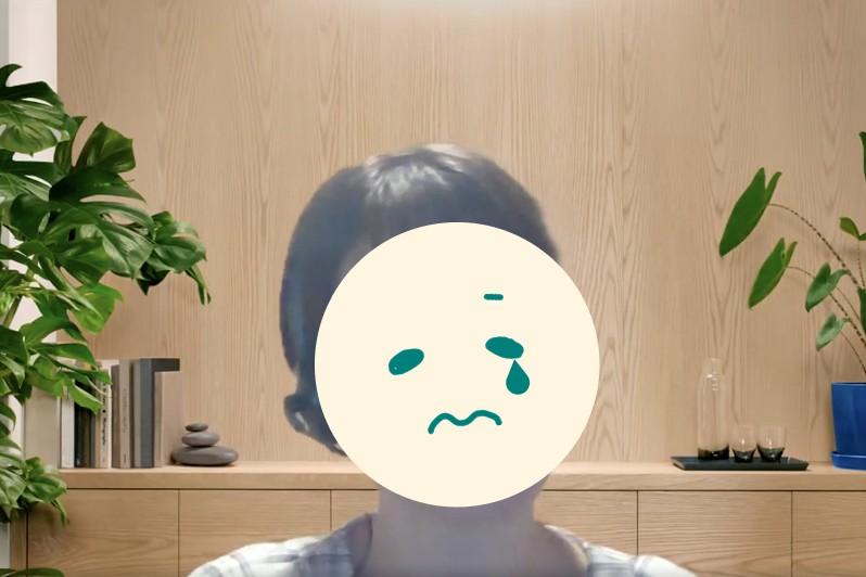 取材を受けるSさん