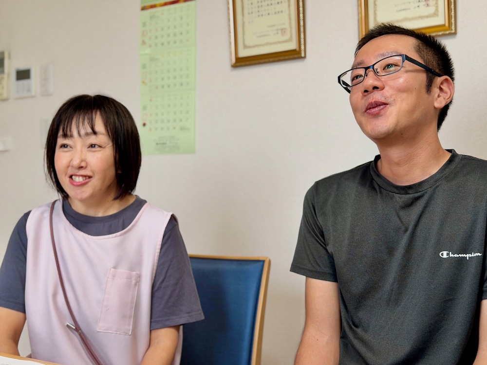 インタビューにこたえる長岡さんと髙島さん