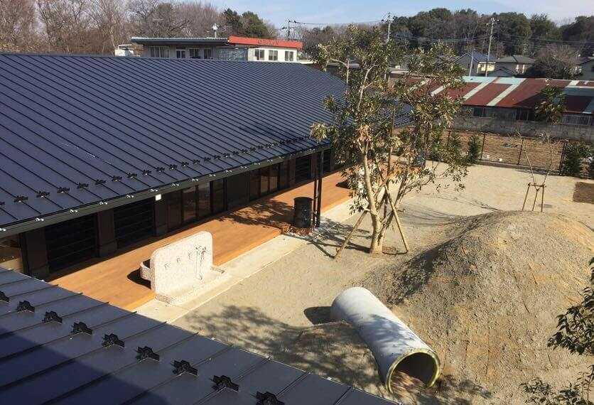 “中里どろんこ保育園外観"