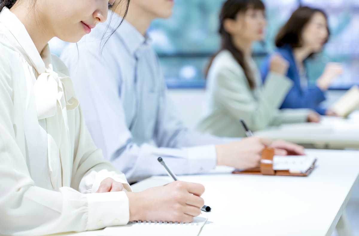 介護職就職支援金貸付事業とは?