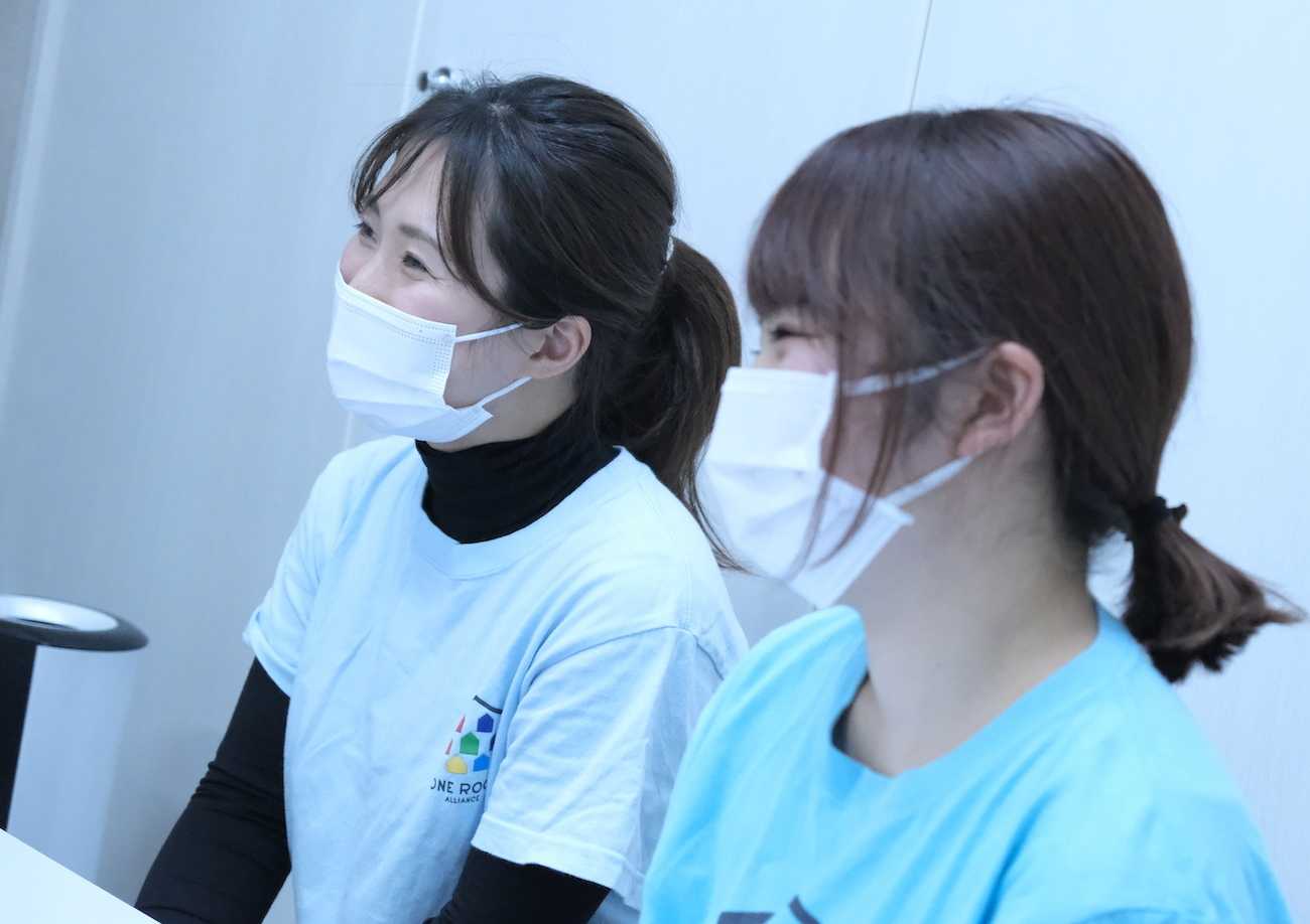 花房山目黒駅前保育園333 保育士 四條さん、齋藤さん